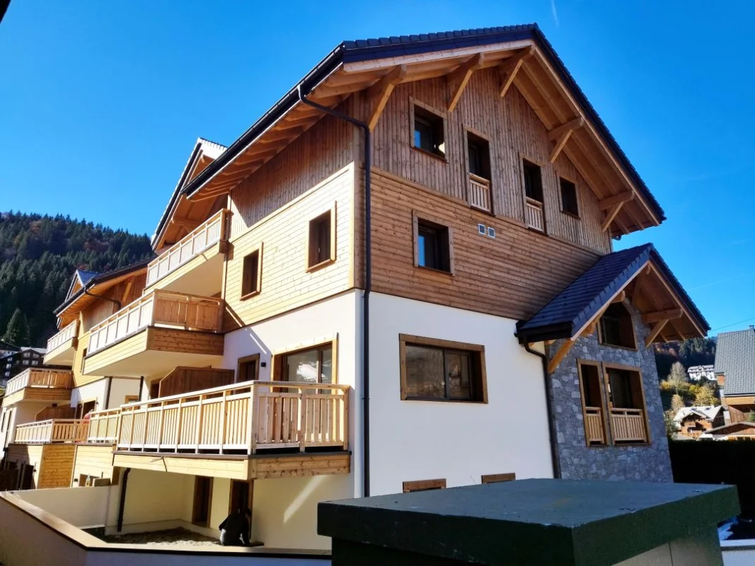 LES DENTS BLANCHES à Morzine