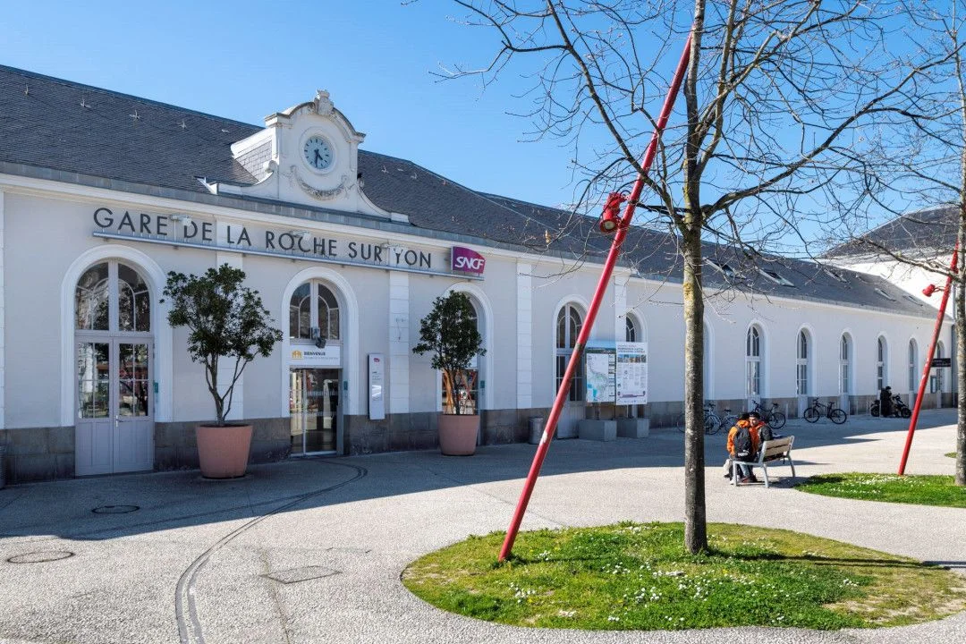 COUR 1804 à La Roche-sur-Yon