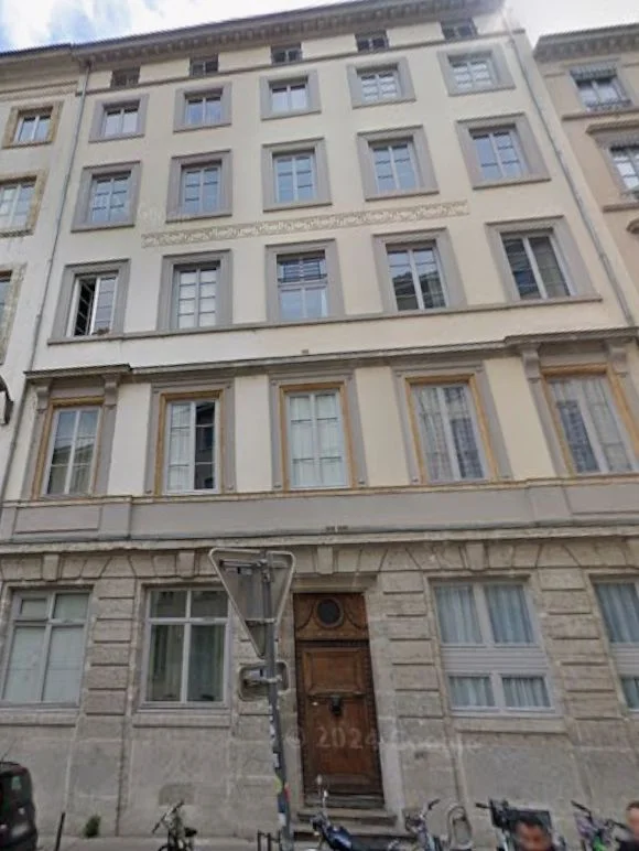 RUE ROYALE à Lyon 01