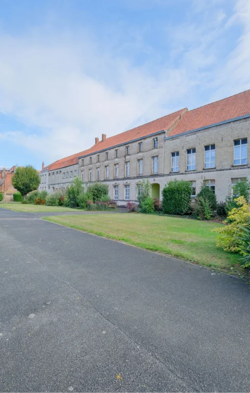 SAINT-OMER : Le 1845 à Saint-Omer