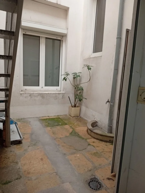 COURS D'ALBRET à Bordeaux